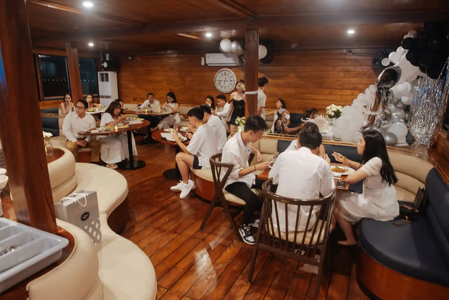 Dinner Cruise in Bali